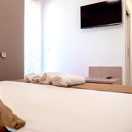 B&B A Un Passo Dal Mare Torre Canne Bagian luar foto
