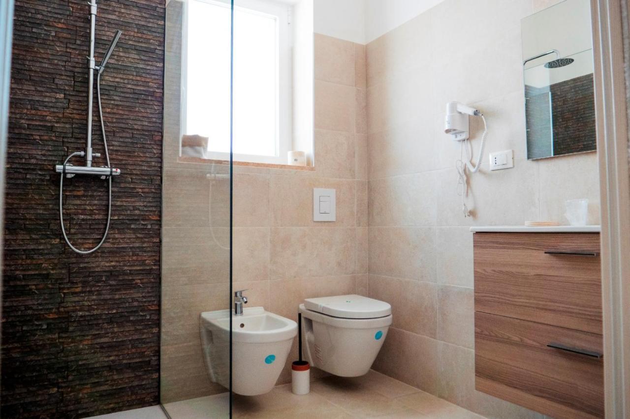 B&B A Un Passo Dal Mare Torre Canne Bagian luar foto